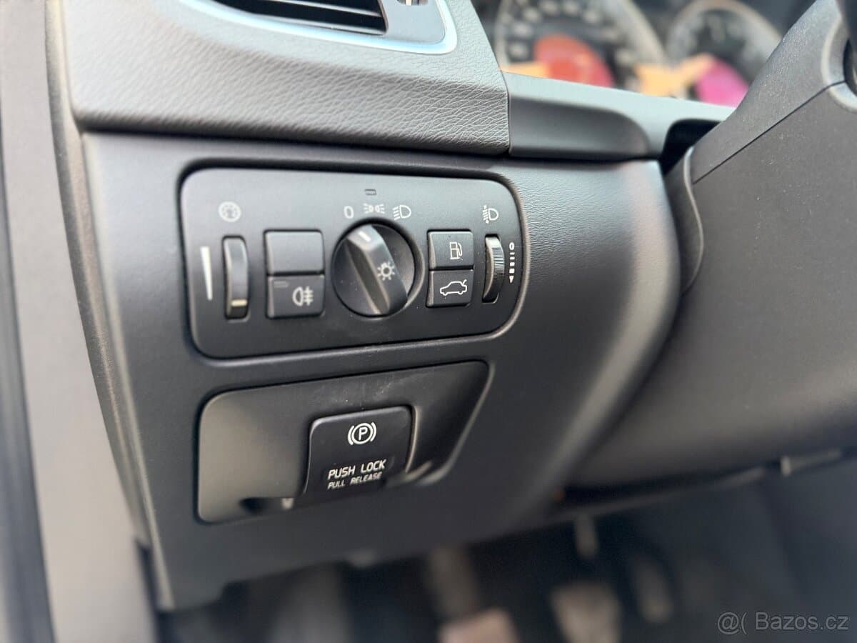 2013 Volvo V60 - 14