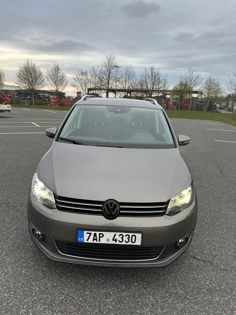 2011 Volkswagen TOURAN - 14