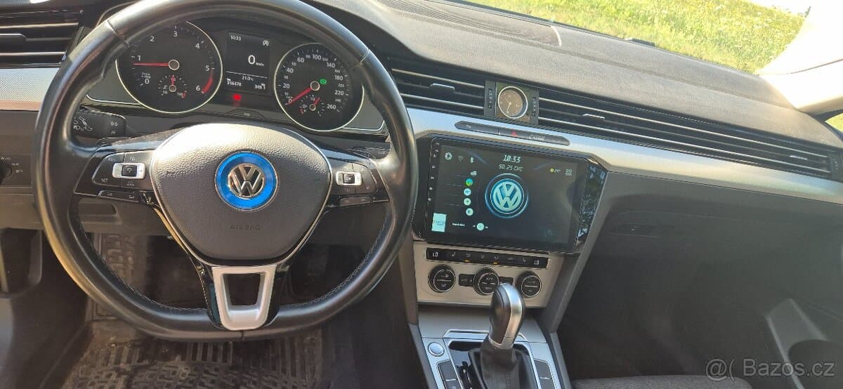 2016 Volkswagen PASSAT - 14