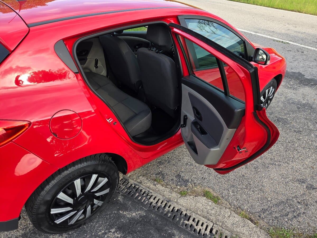 2011 Renault MEGANE - 14