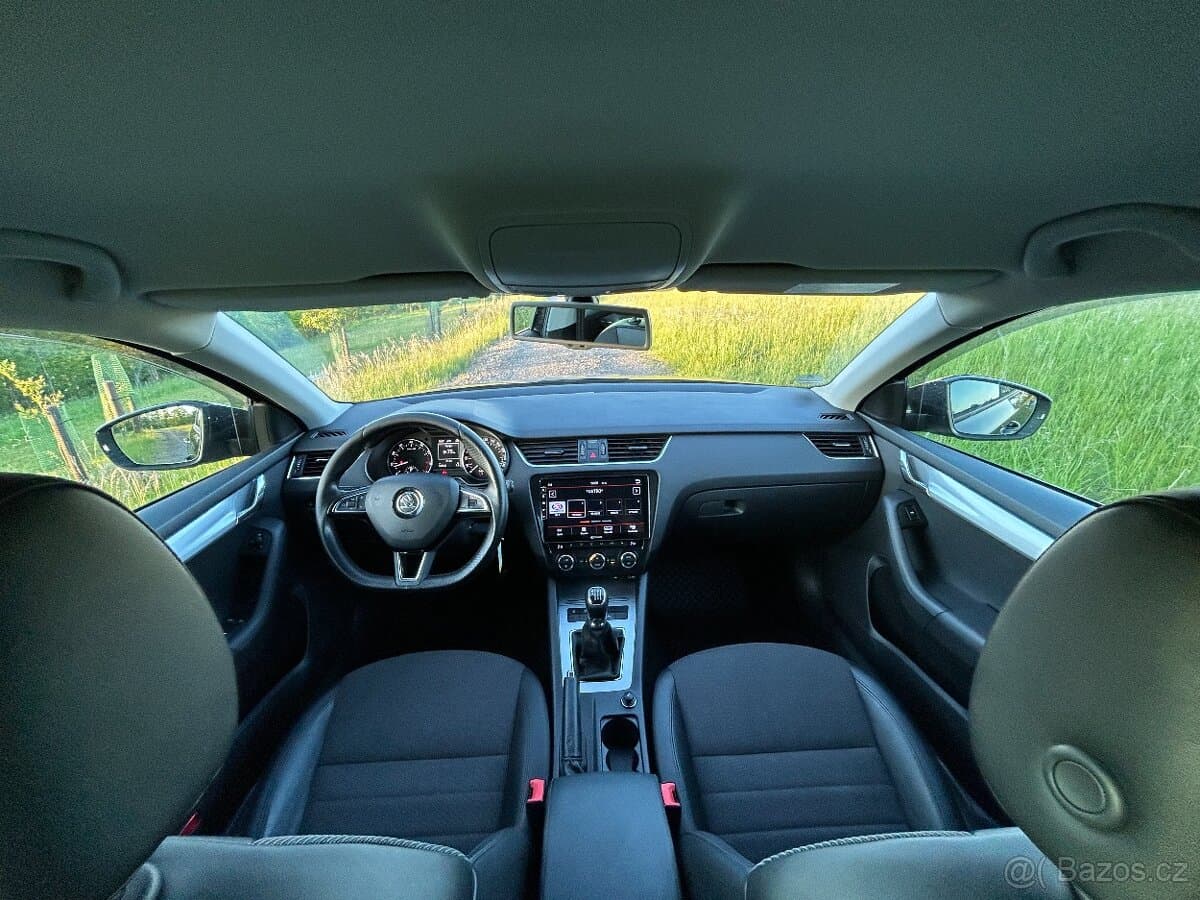 2015 Škoda OCTAVIA - 14