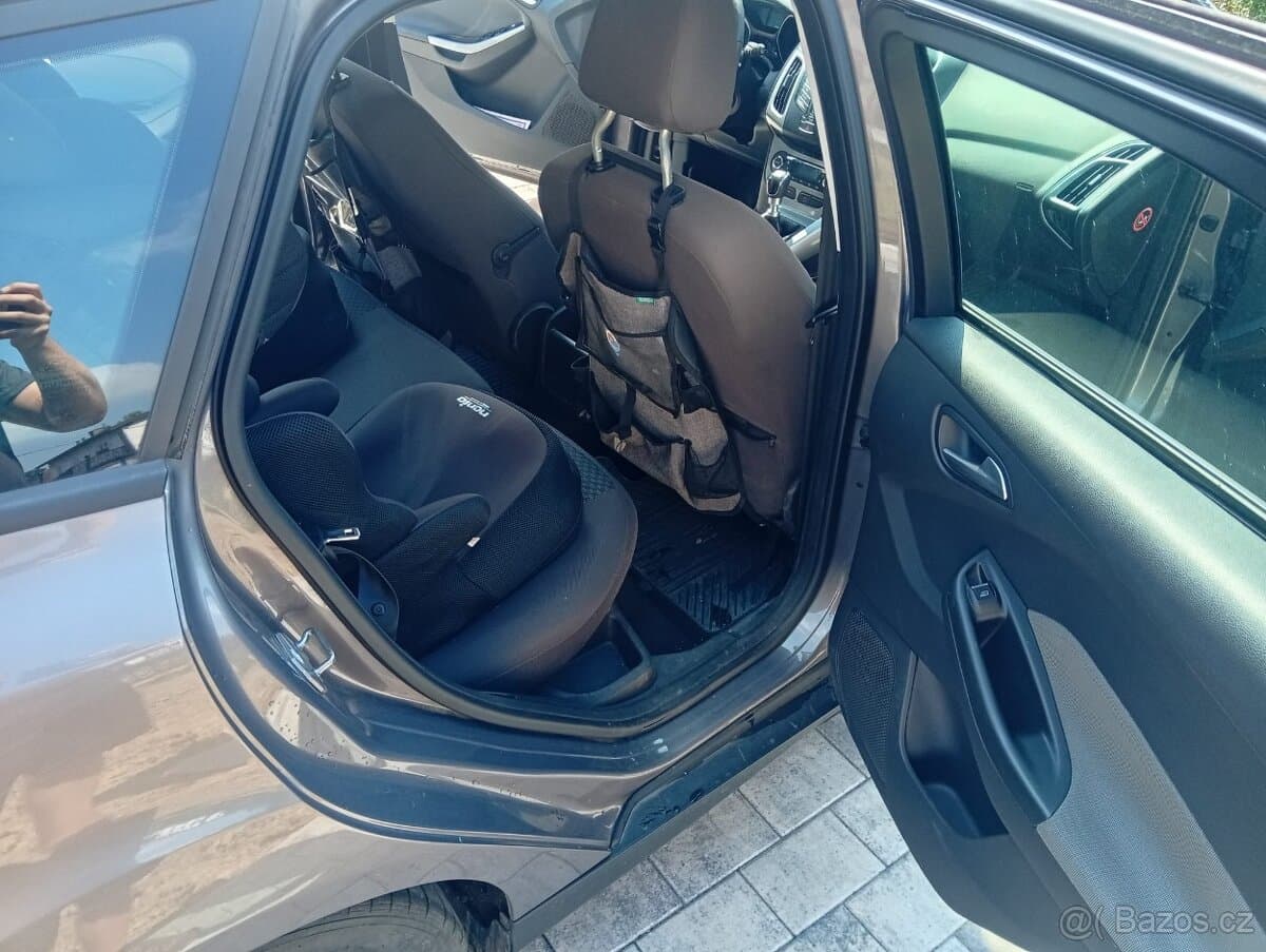 Ford FOCUS - 14