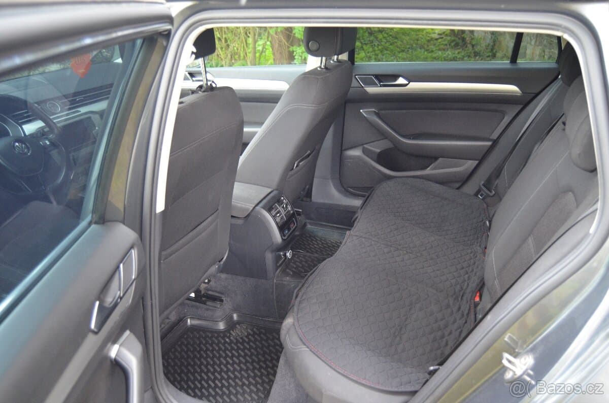 2015 Volkswagen PASSAT - 14