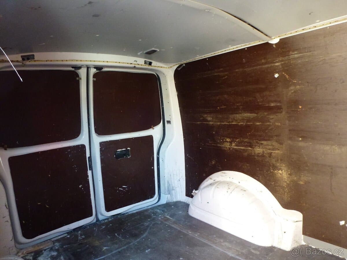 2011 Volkswagen TRANSPORTER - 14
