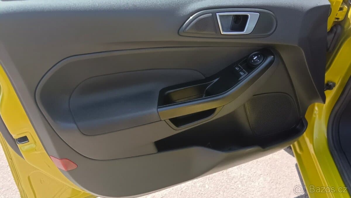 2013 Ford FIESTA - 14