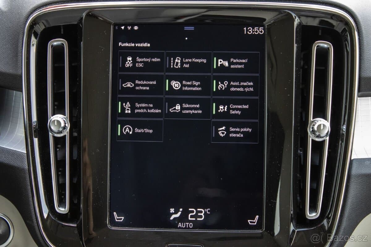 2019 Volvo XC40 - 14
