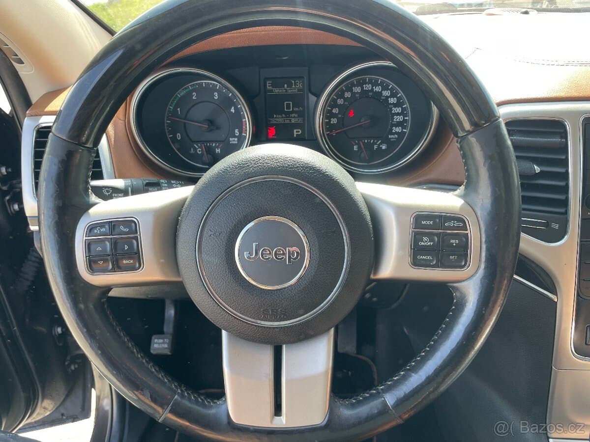 2013 Jeep CHEROKEE - 14