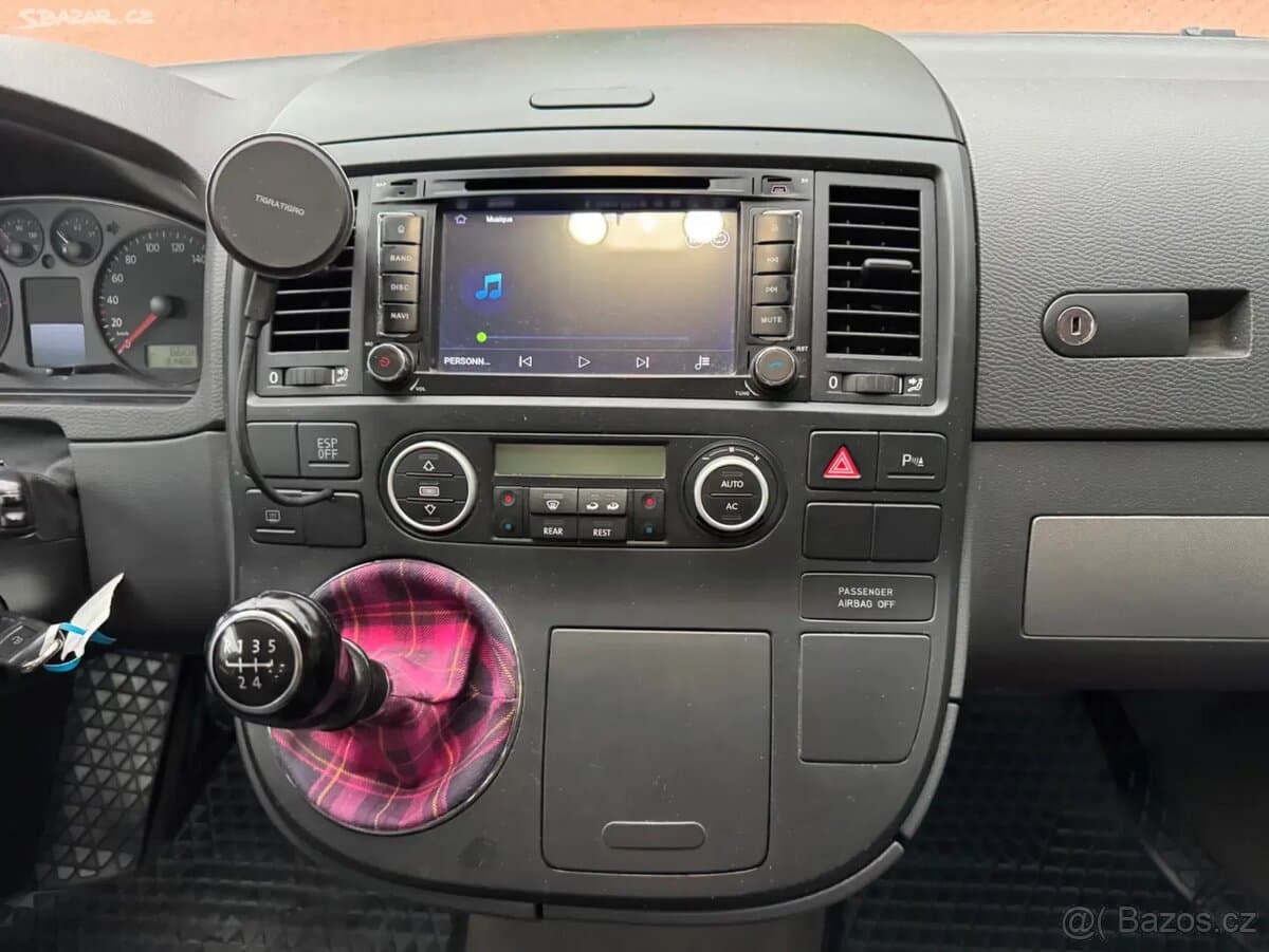 2009 Volkswagen MULTIVAN - 14