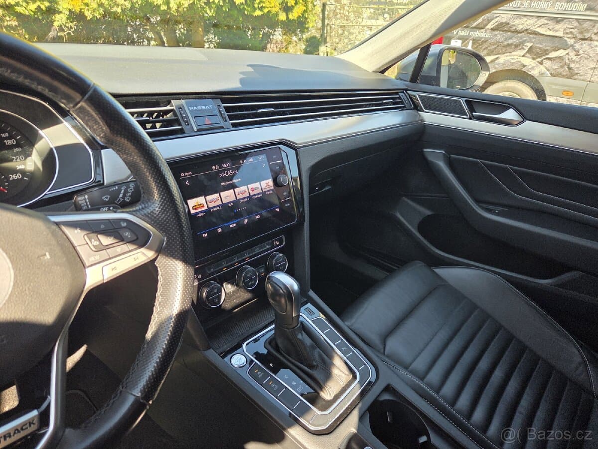 2020 Volkswagen PASSAT - 14