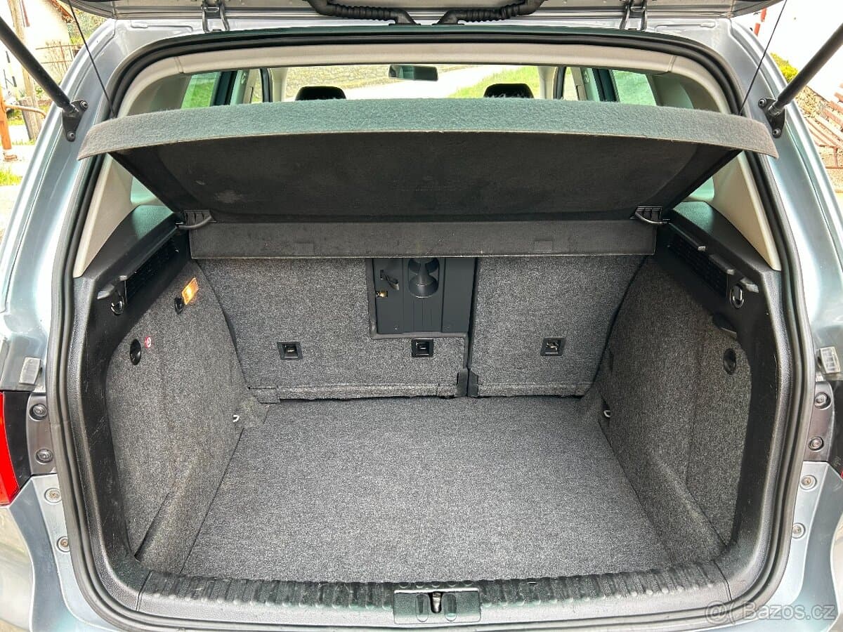 2010 Volkswagen TIGUAN - 14