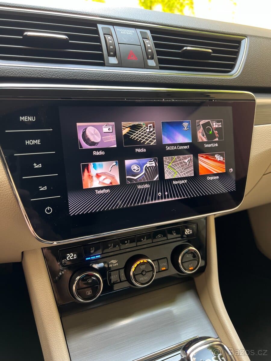 2020 Škoda SUPERB - 14