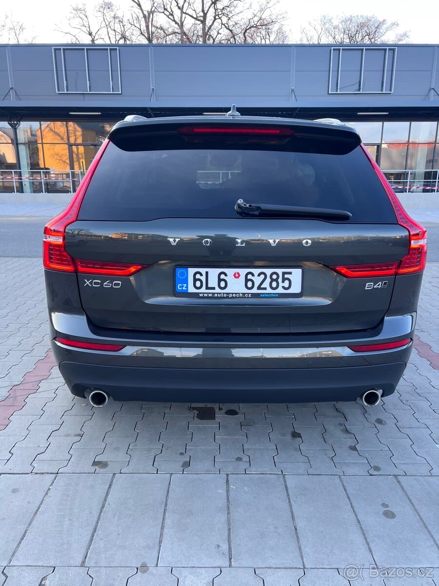 2021 Volvo XC60 - 14