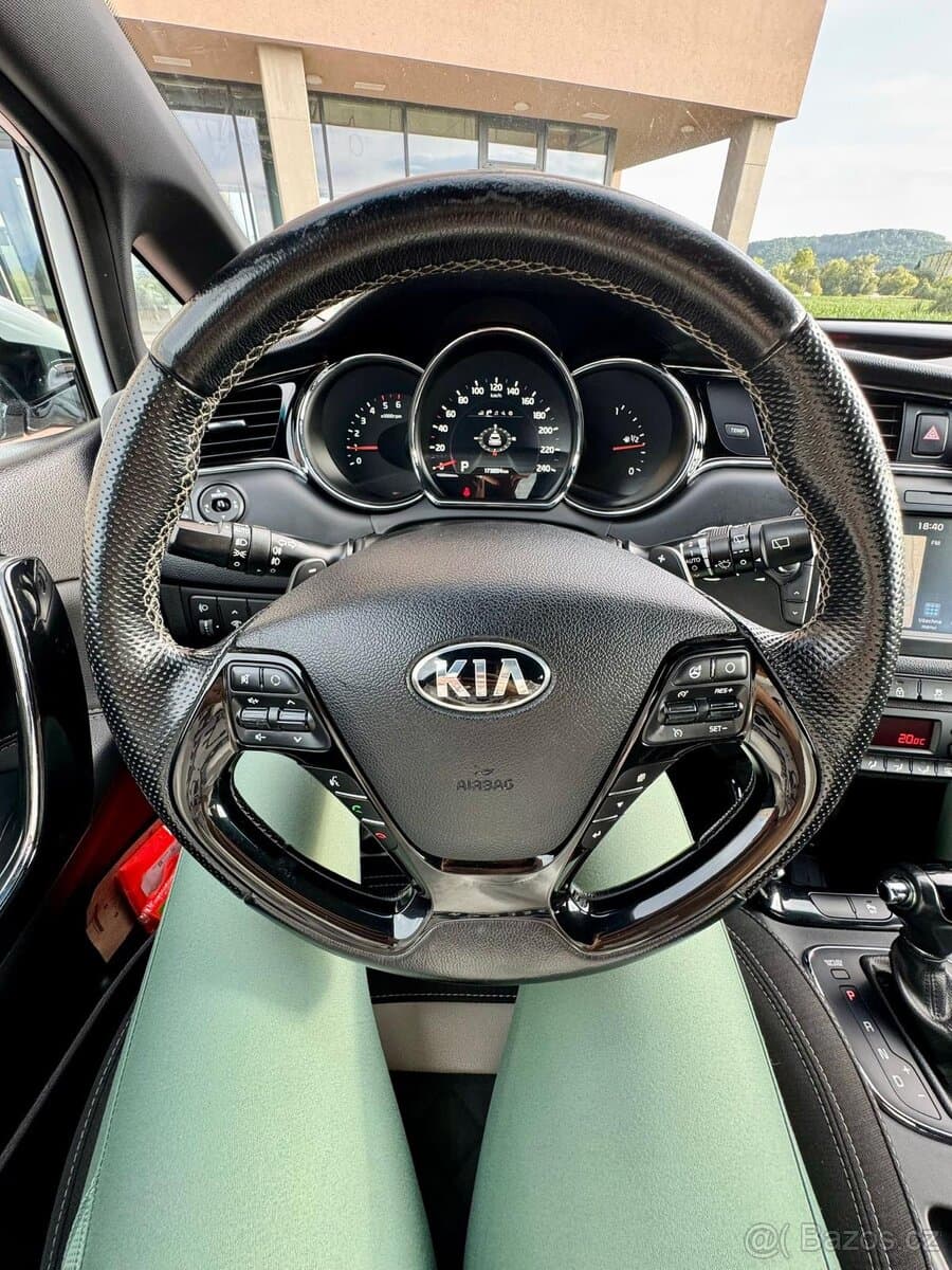 2017 Kia PROCEED - 14
