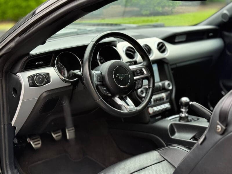 2016 Ford GT - 14