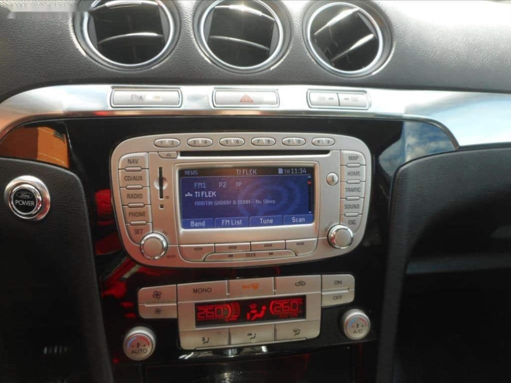 2010 Ford S-MAX - 14