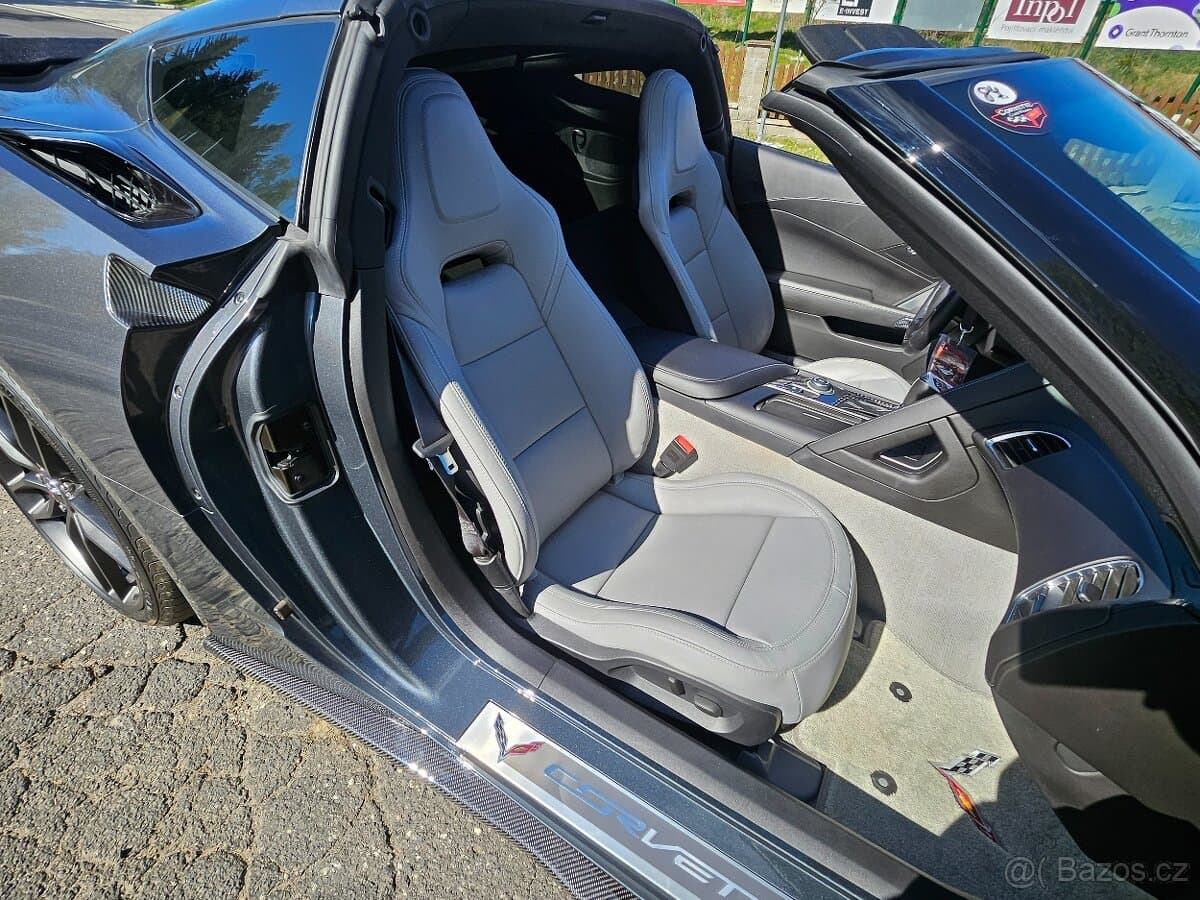 Chevrolet CORVETTE - 14