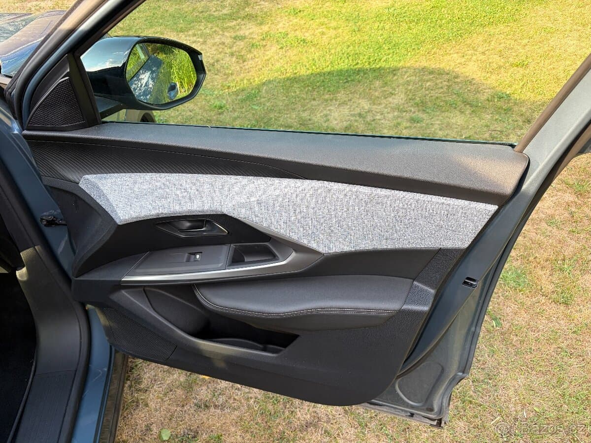 2025 Peugeot 3008 - 14