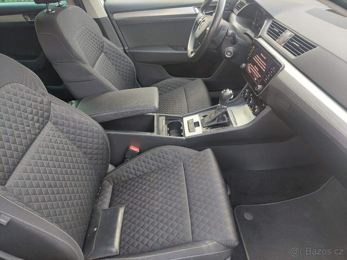 2021 Škoda SUPERB - 14