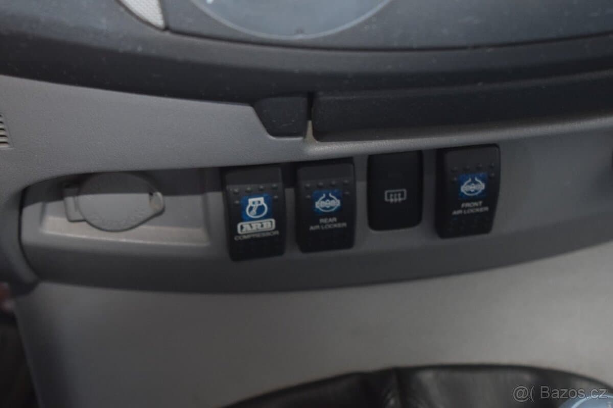 2008 Toyota HILUX - 14