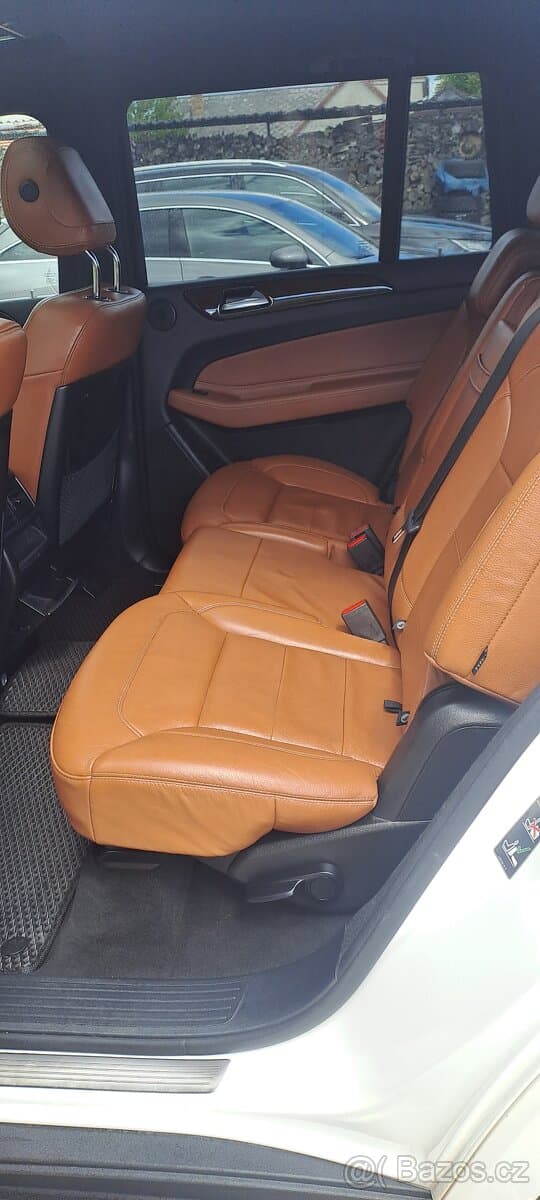 2016 Mercedes-Benz GL - 14