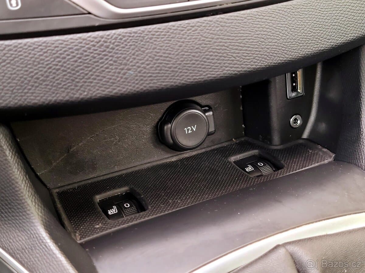 2016 Peugeot 308 - 14