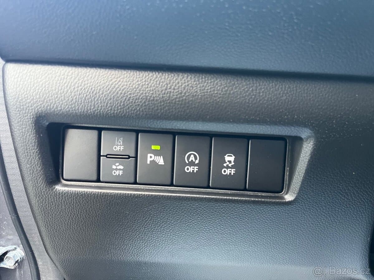2023 Suzuki SWIFT - 14