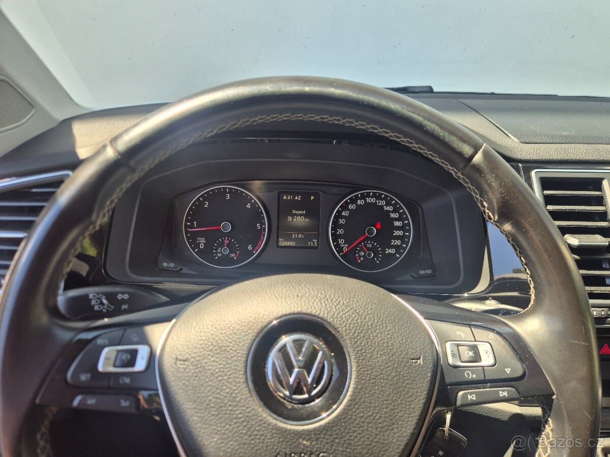 2017 Volkswagen MULTIVAN - 14