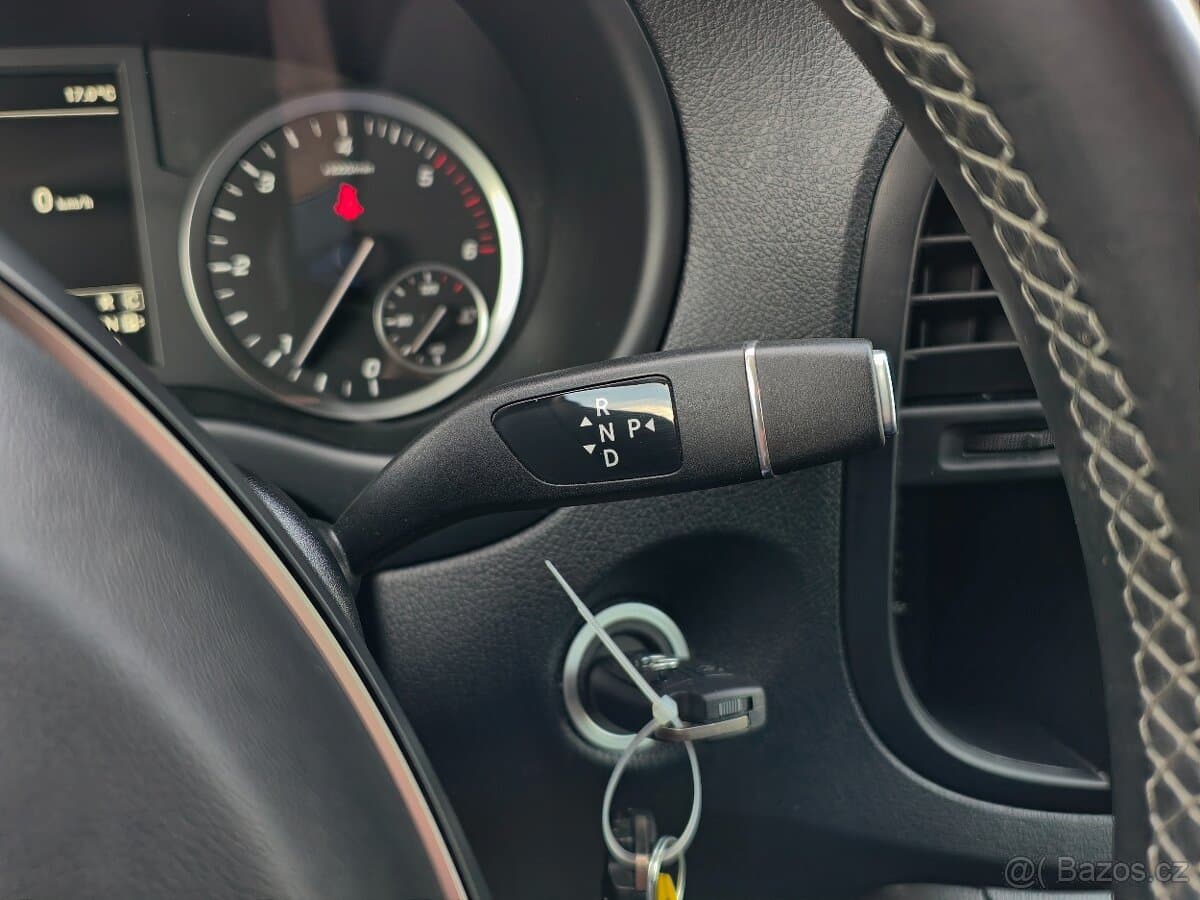 2021 Mercedes-Benz VITO - 14