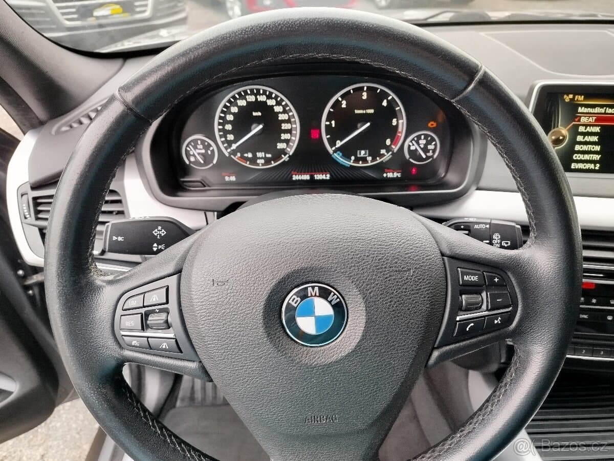 2015 BMW X5 - 14
