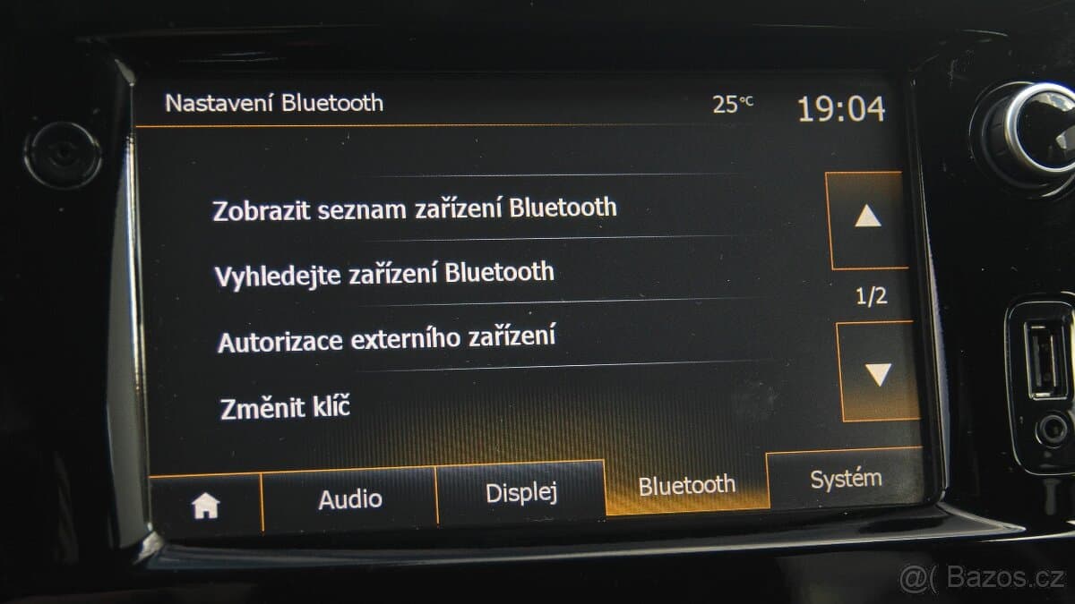 2017 Renault CLIO - 14
