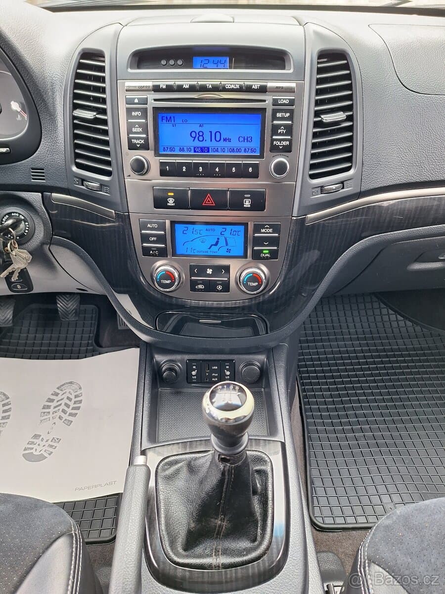 2009 Hyundai SANTA FE - 14