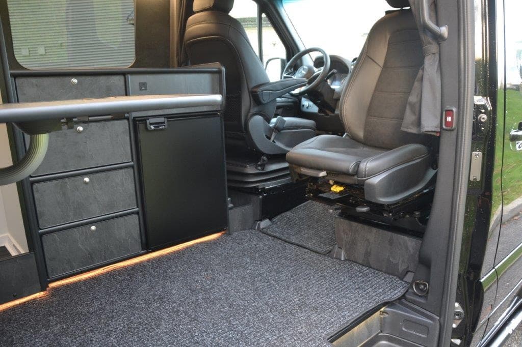 Mercedes-Benz SPRINTER - 14