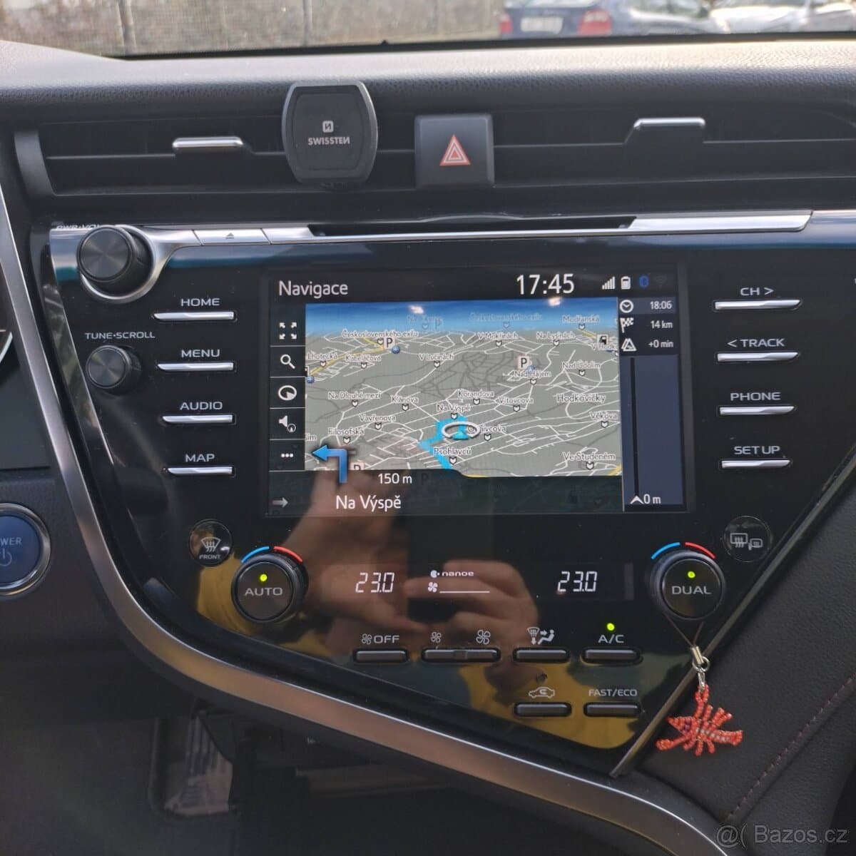2020 Toyota CAMRY - 14