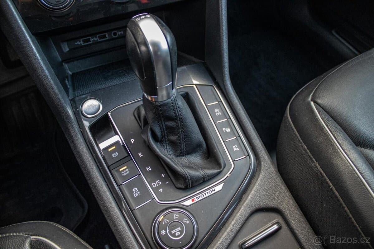 2018 Volkswagen TIGUAN - 14