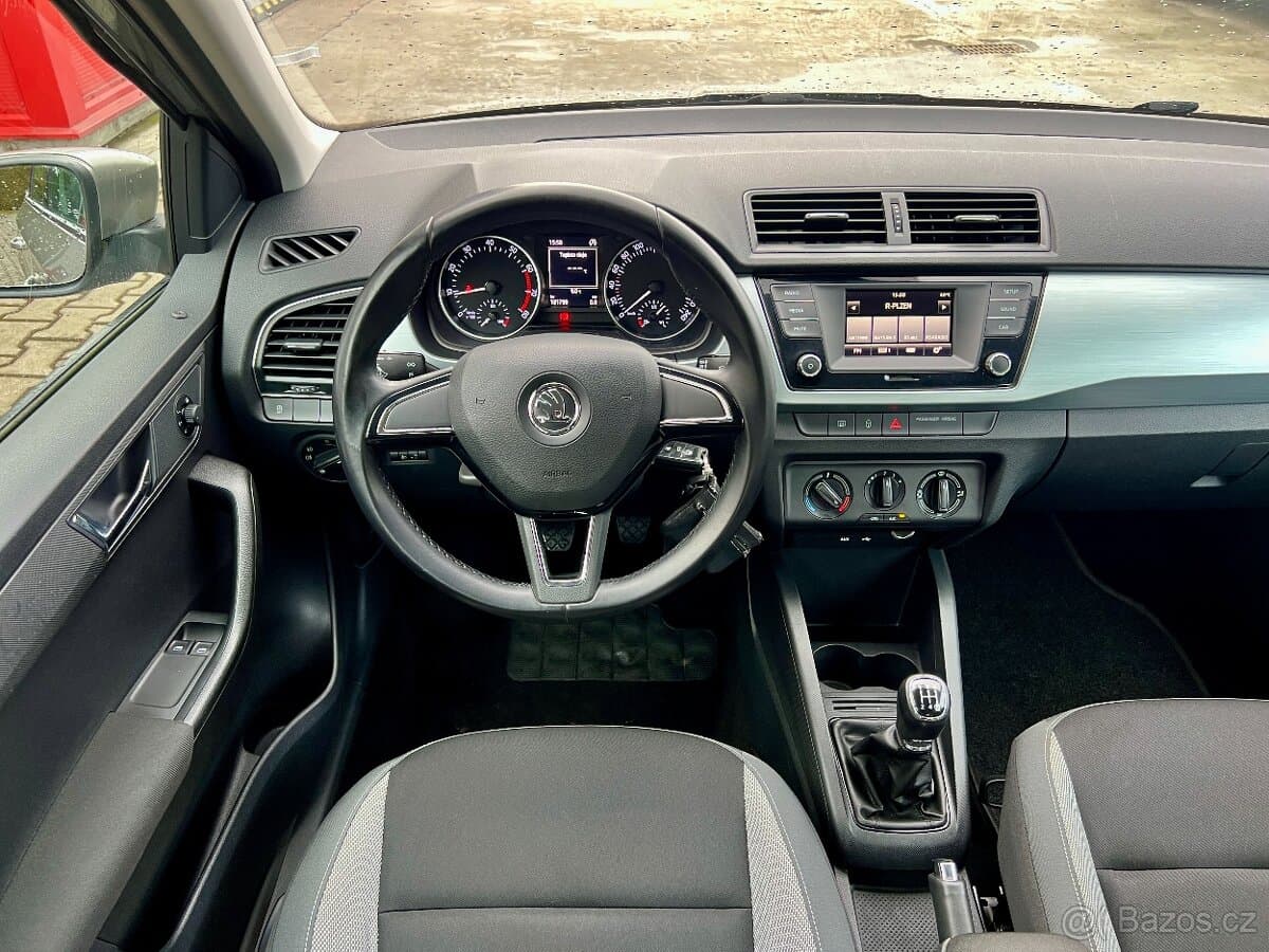2015 Škoda FABIA - 14