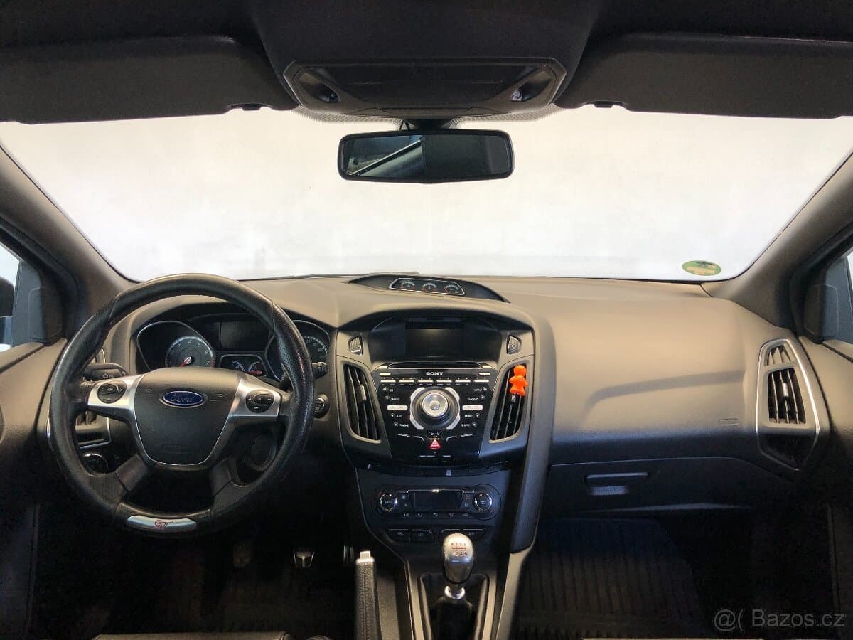 2014 Ford FOCUS - 14
