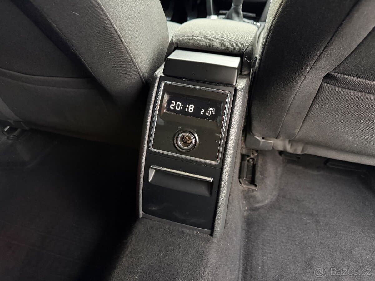 2011 Škoda SUPERB - 14