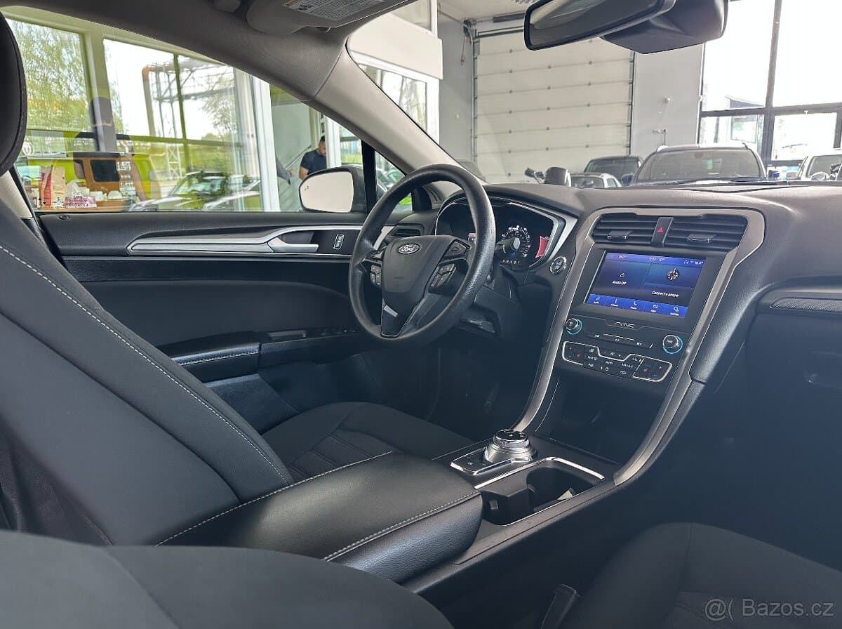 2020 Ford FUSION - 14