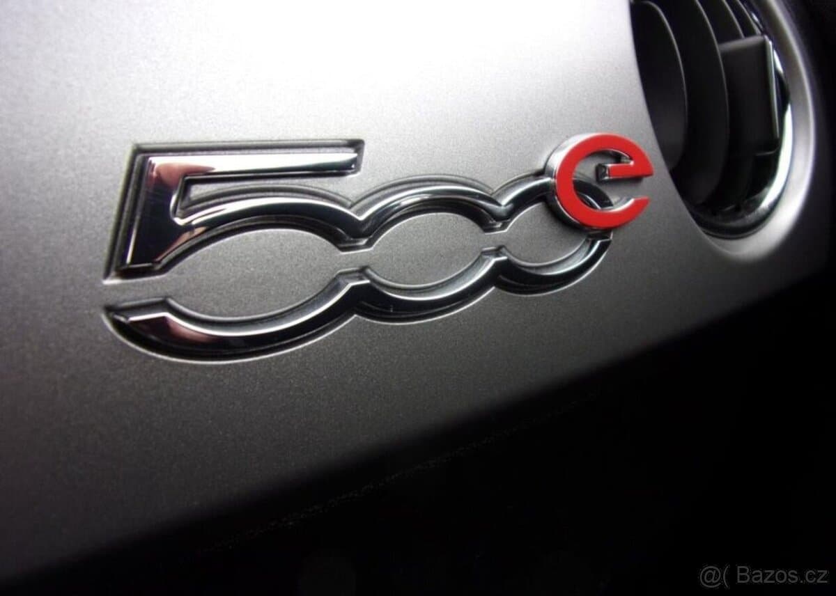 2016 Fiat 500e - 14