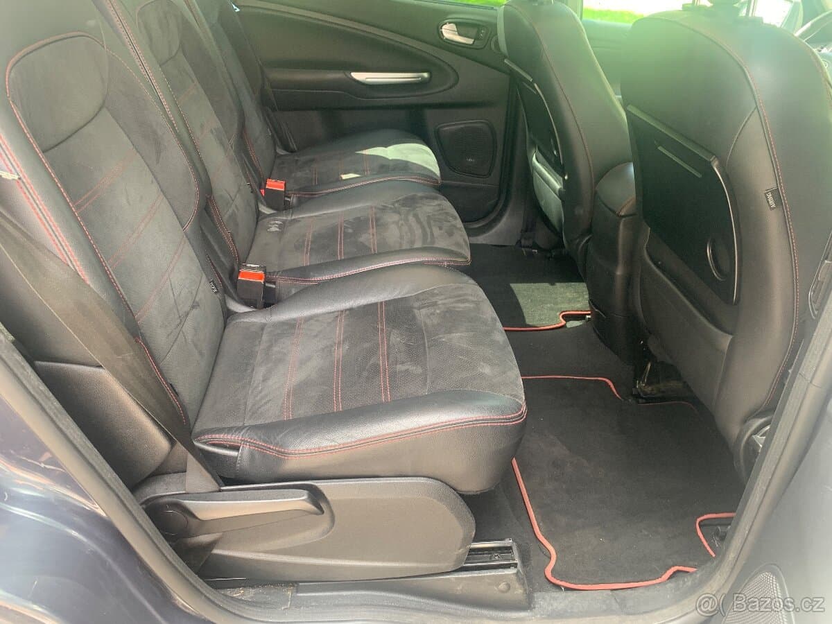2011 Ford S-MAX - 14