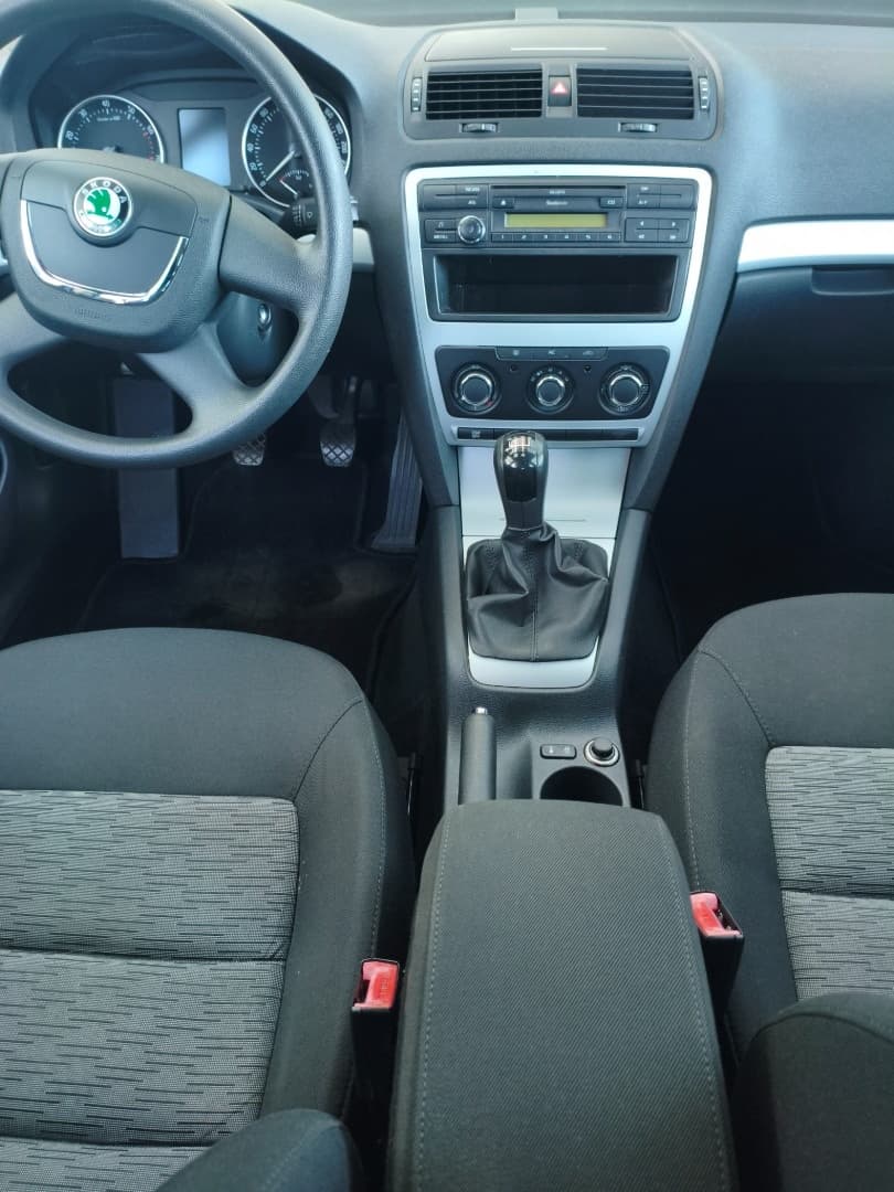 Škoda OCTAVIA - 14