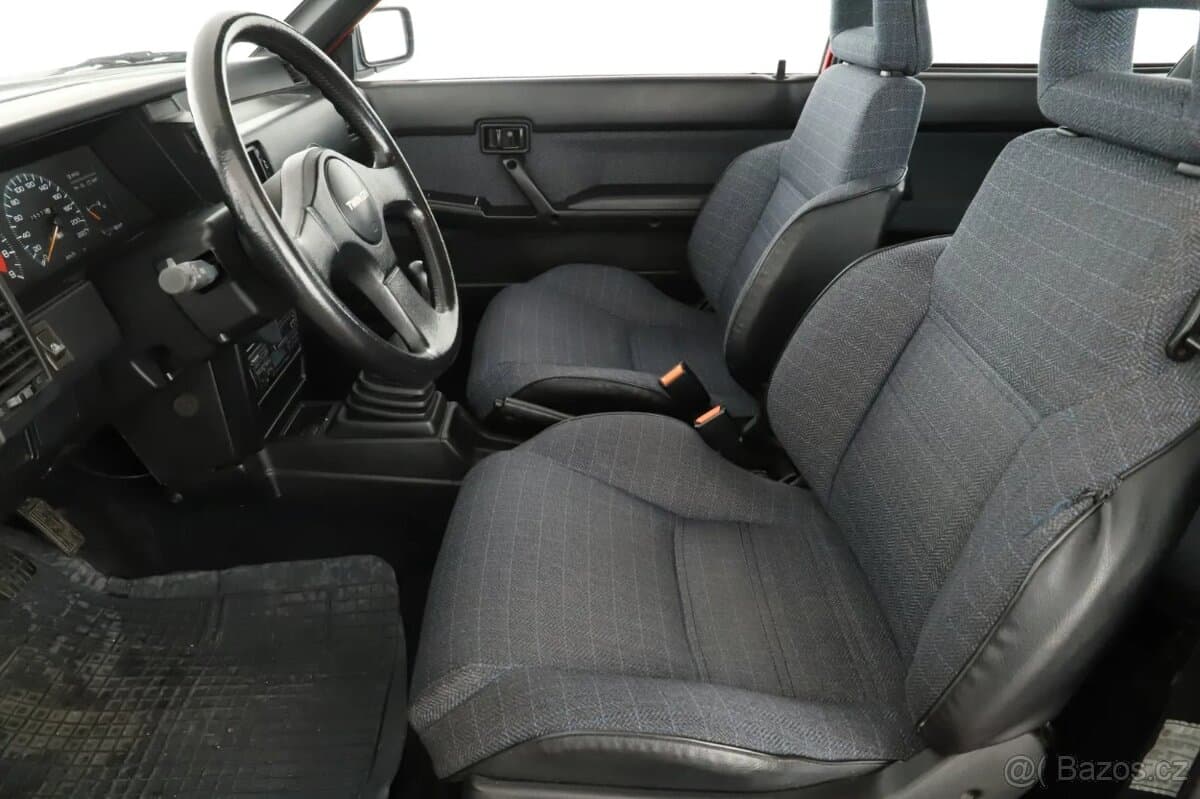 1988 Nissan SUNNY - 14