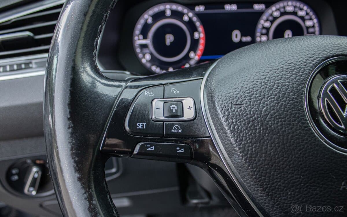 2018 Volkswagen TIGUAN - 14