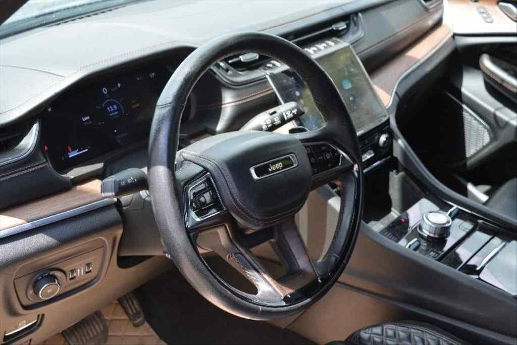 2021 Jeep CHEROKEE - 14