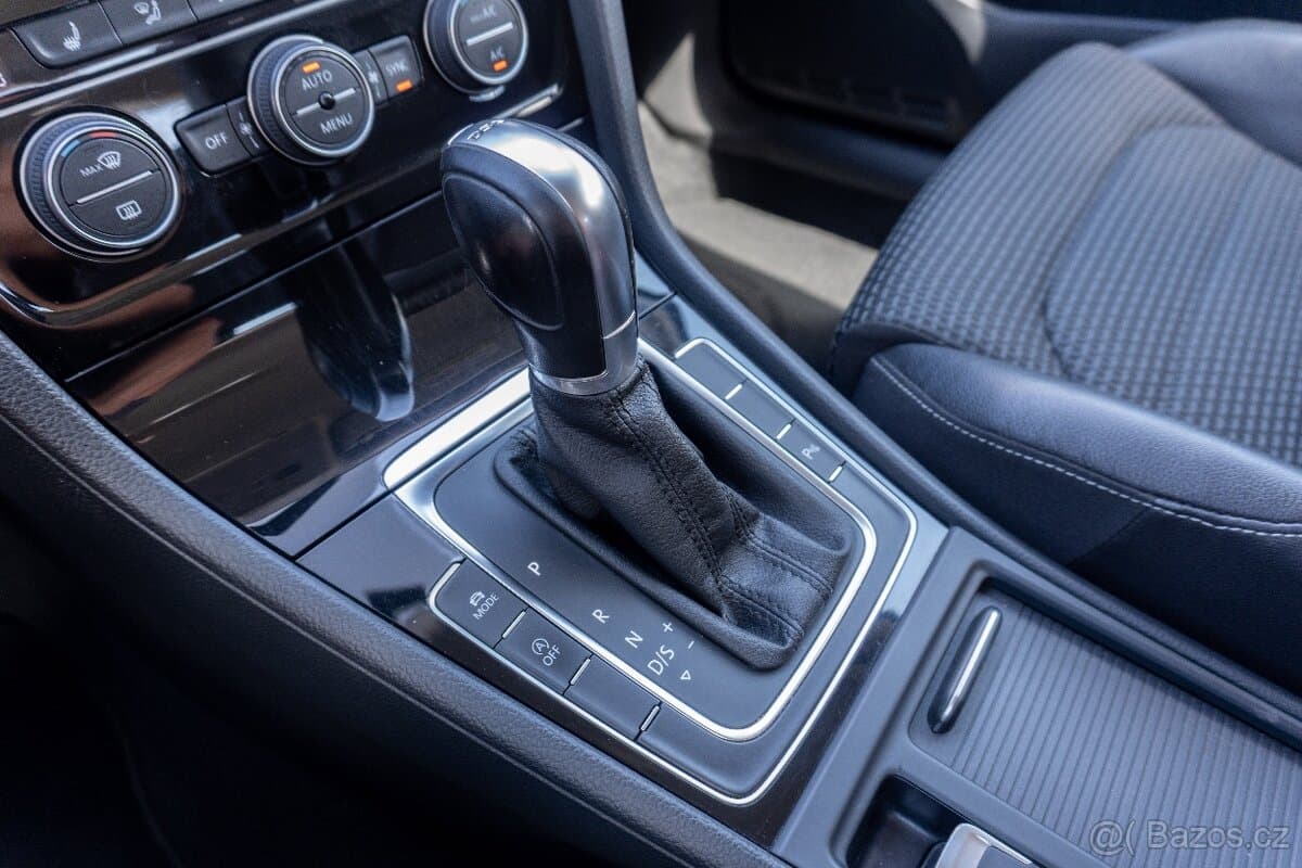 2016 Volkswagen GOLF - 14