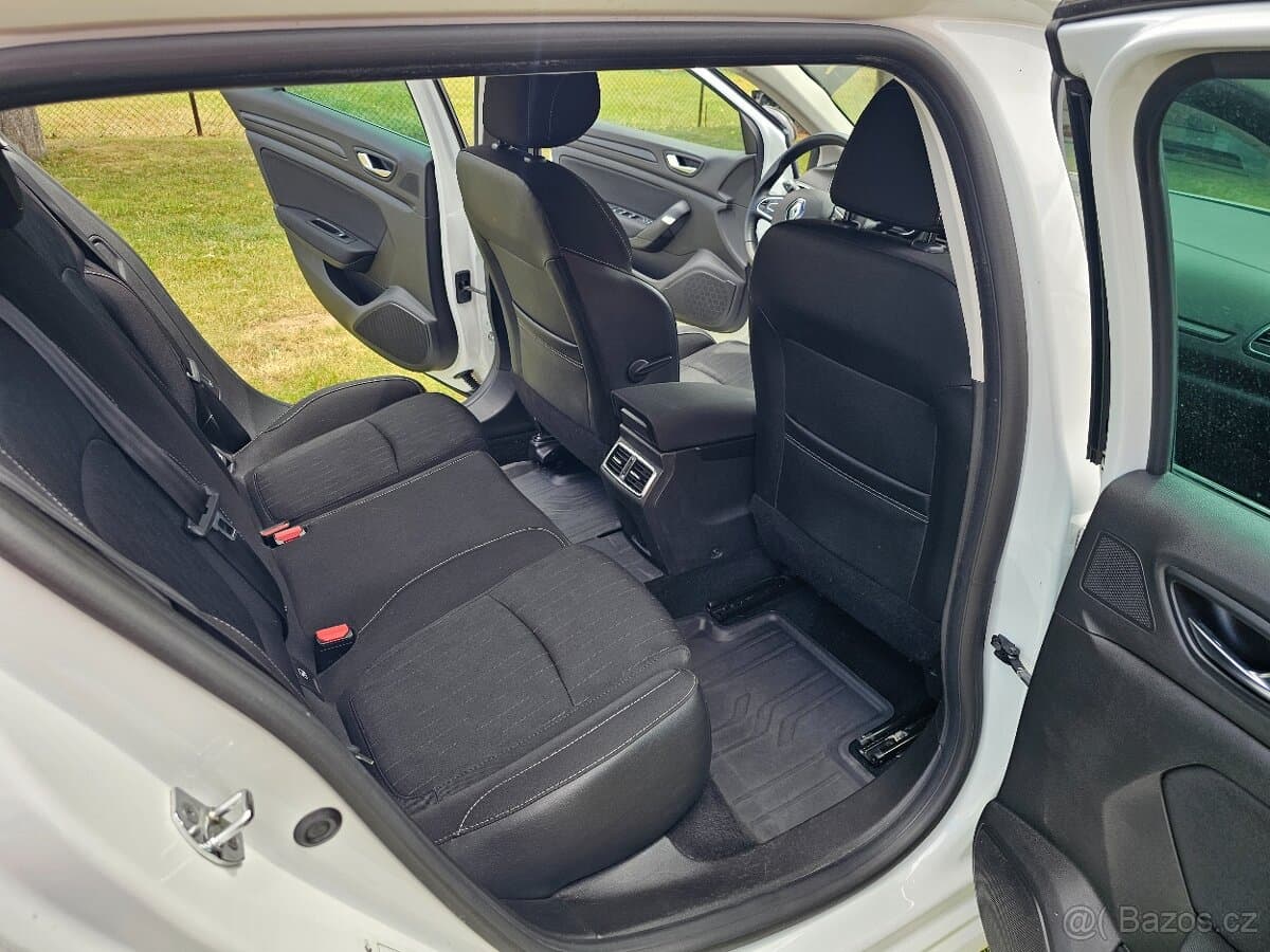 2019 Renault MEGANE - 14