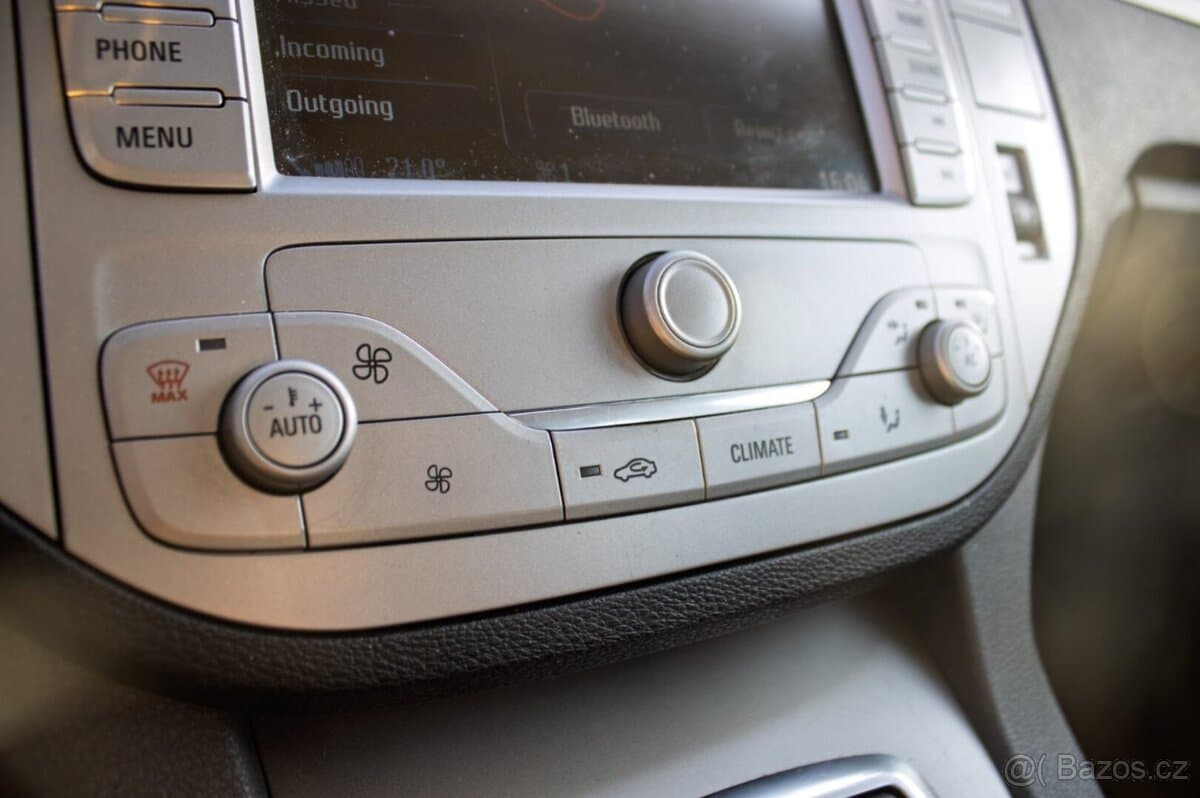 2012 Ford KUGA - 14