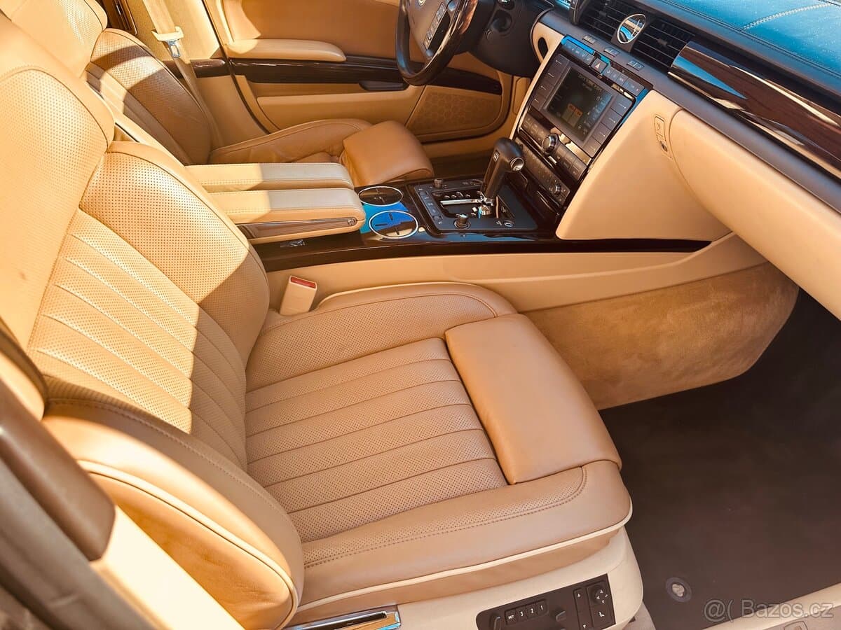 2007 Volkswagen PHAETON - 14