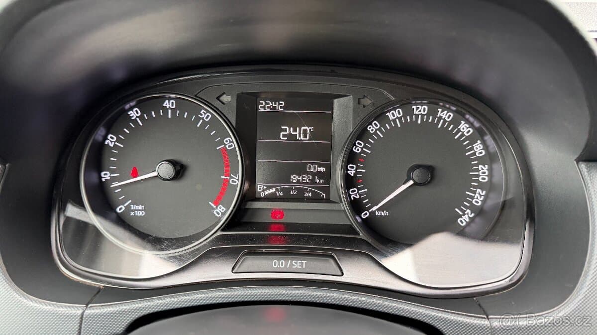 2015 Škoda FABIA - 14