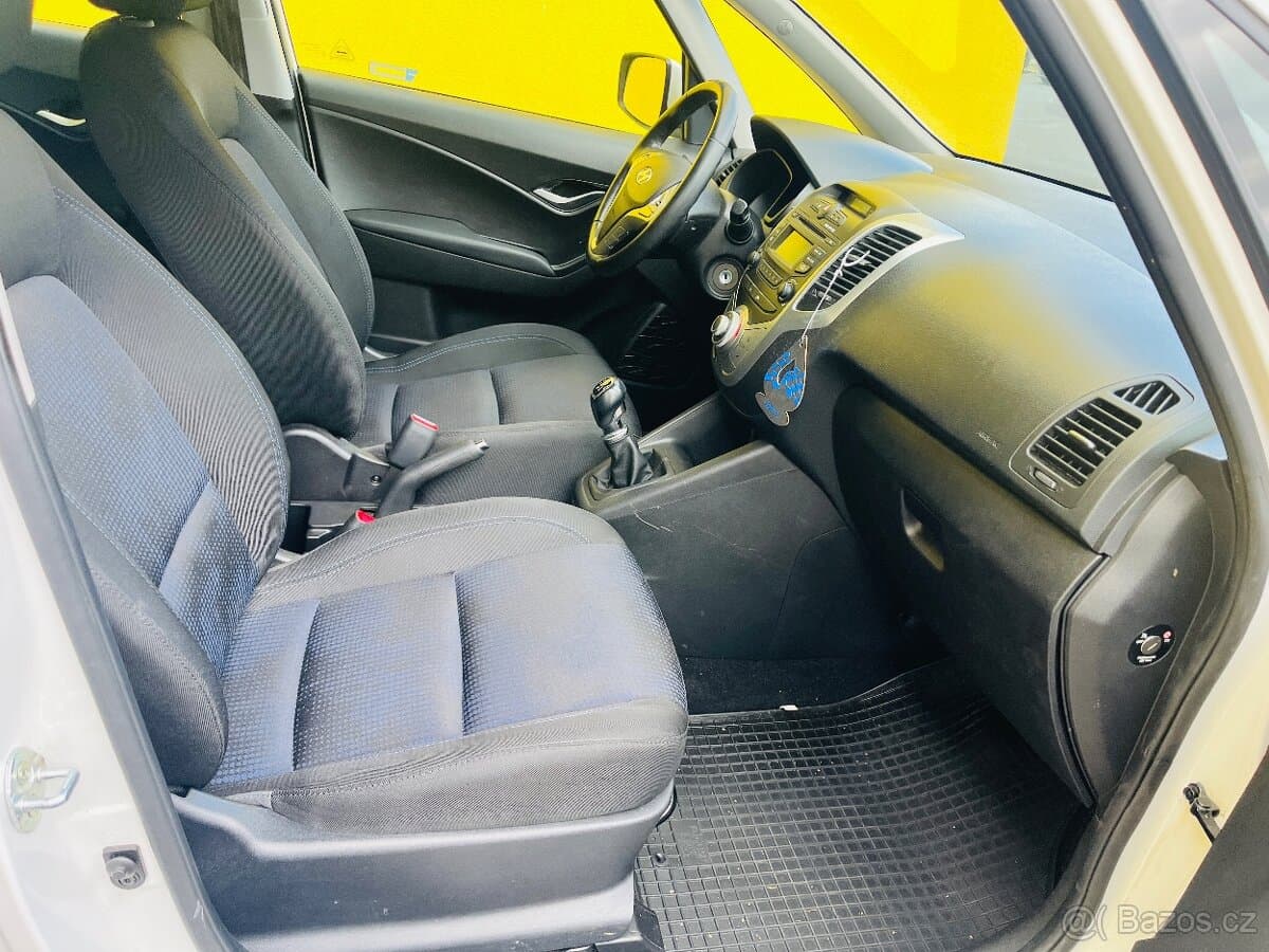 2014 Hyundai ix20 - 14